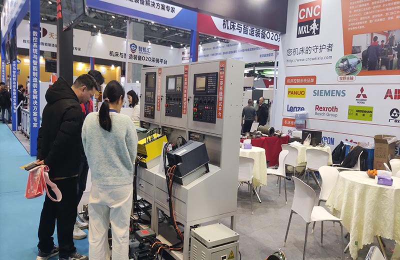 ?德馬吉機(jī)床維修：以匠心赴約，讓每一臺(tái)設(shè)備重?zé)ㄐ律? title=